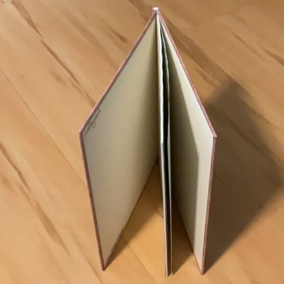 Winnie The Pooh: Natures True Colors Hardcover Childrens Book #2 - Picture 5 of 5